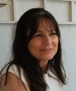 Dra. Rosana Sbrighi